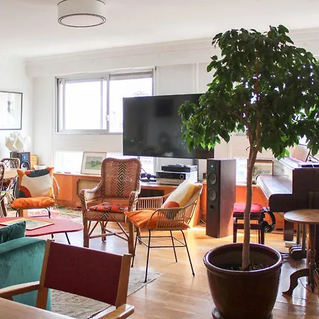 Appartement Bright T3 - Near Parc Des Buttes-chaumont Parijs